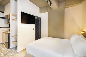 Hotel Attic 33