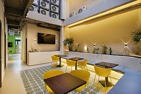 Hotel Attic 33