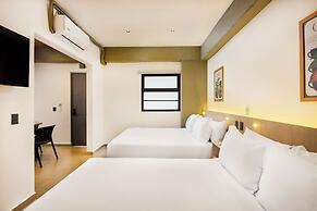 Hotel Attic 33