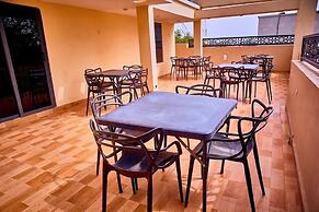 Monabliss Hotel and Suites