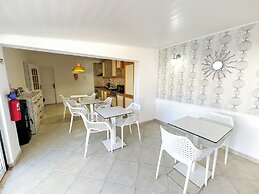 Casa Alagoinha by Umbral
