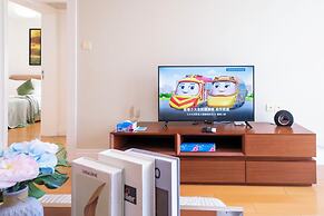 Tyms Luxury 2BR 1BA Apt Xujiahui Shops