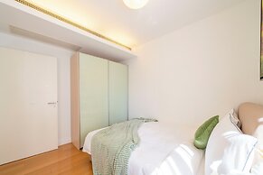 Tyms Luxury 2BR 1BA Apt Xujiahui Shops