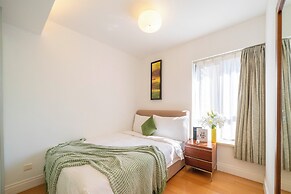 Tyms Luxury 2BR 1BA Apt Xujiahui Shops