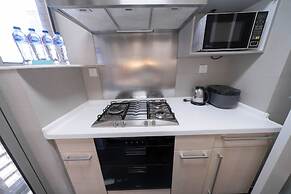 Tyms Elegant 2BR 1BA Apt Walk to Malls