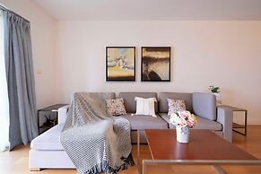 Tyms Spacious 2BR 1BA Apt Xuhui Metro
