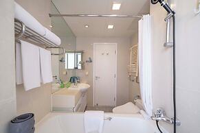 Tyms Modern 2BR 1BA Apt Yongxin