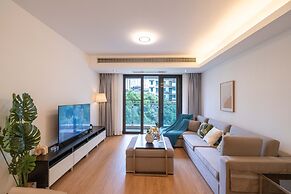 Tyms Modern 1BR 1BA Suite Xujiahui Shops