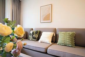 Tyms Modern 1BR 1BA Suite Xujiahui Shops