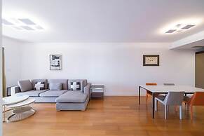 Tyms Comfortable 2BR 1BA Apt Xujiahui