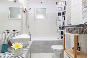 Moonlight Central Apartments