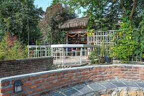 Aashraya Bed and Breakfast