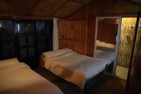 Aashraya Bed and Breakfast