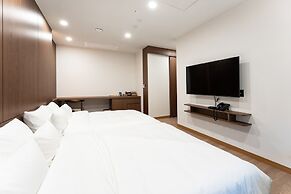 Shilla Legacy Hotel