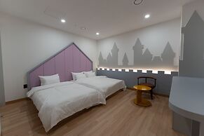 Shilla Legacy Hotel