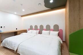 Shilla Legacy Hotel
