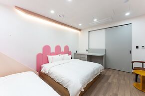 Shilla Legacy Hotel