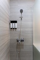 Shilla Legacy Hotel