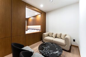 Shilla Legacy Hotel