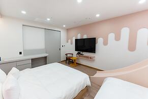 Shilla Legacy Hotel