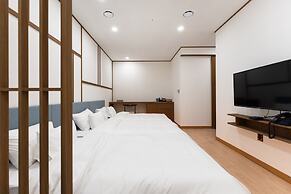 Shilla Legacy Hotel