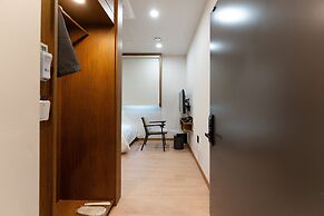 Shilla Legacy Hotel