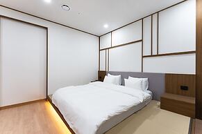 Shilla Legacy Hotel