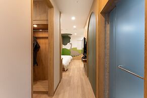 Shilla Legacy Hotel