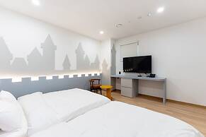 Shilla Legacy Hotel