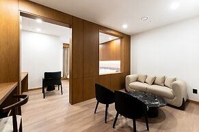 Shilla Legacy Hotel