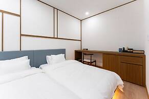 Shilla Legacy Hotel