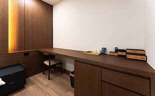 Shilla Legacy Hotel