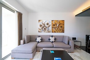 Tyms Bright 2BR 1BA Suite Xujiahui
