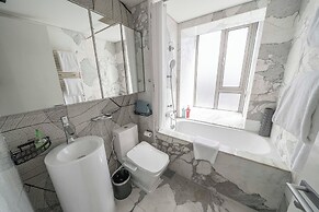 Tyms 2BR 1BA Apt Xujiahui Metro