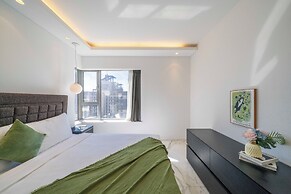 Tyms 2BR 1BA Apt Xujiahui Metro