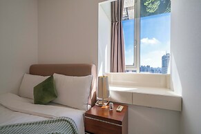 Tyms 2BR 1BA Apt Xujiahui Metro