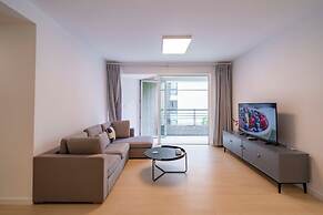 Tyms Stylish 3BR 2BA Apt Xujiahui Shops