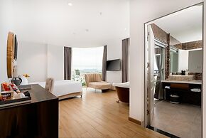 RHM Luxury Hotel and Suite