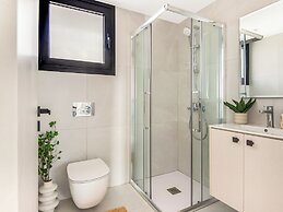 Sanders Limassol Park - Great 2 Bdr apt With Balcony
