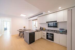 Tyms Bright 2BR 1BA Apt Xuhui Center