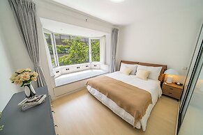 Tyms Bright 2BR 1BA Apt Xuhui Center
