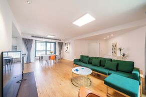 Tyms Spacious 4BR 2BA Apt Xujiahui