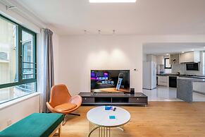 Tyms Spacious 4BR 2BA Apt Xujiahui