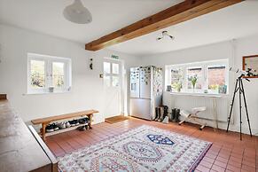 Guys Head Cottage