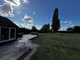 Guys Head Cottage