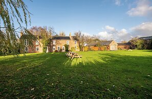 Guys Head Cottage