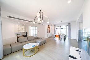 Tyms Elegant 4BR 2BA Apt Xujiahui Malls