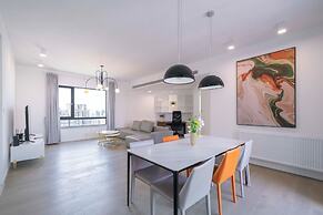 Tyms Elegant 4BR 2BA Apt Xujiahui Malls