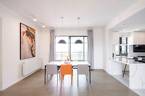 Tyms 3BR 2BA Apt Novel Garden Metro