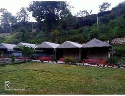 Toorani Resort